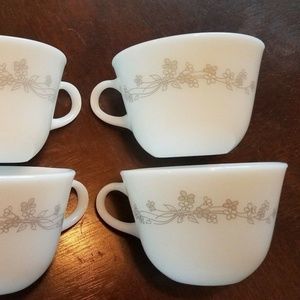 4 Corelle Corning Ribbon Bouquet Mugs